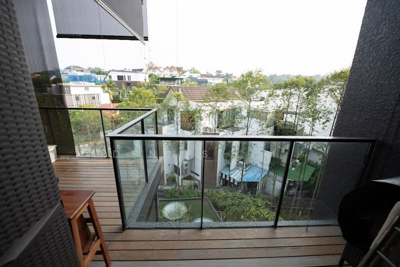 Three 11, 311 Upper Thomson Road, 3 Bedrooms, 1,023 sqft, Apartment For Sale, by Dennis Lim, 500238113 - Balcony - PropertyGuru.com.sg