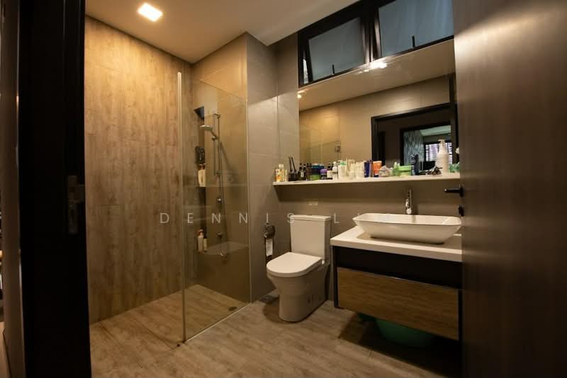 Three 11, 311 Upper Thomson Road, 3 Bedrooms, 1,023 sqft, Apartment For Sale, by Dennis Lim, 500238113 - Bathroom - PropertyGuru.com.sg