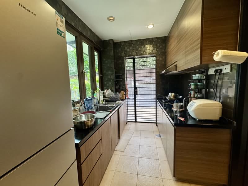 Rarely Avail, 999year, Beautiful 3 Storey SemiD, Off Dunearn Rd, Quiet, MRT, Bukit Timah Rd, Sian Tuan, King Albert Park, Dunearn Road, 7 Bedrooms, 6,700 sqft, Semi-Detached House For Sale, by Joyce Lau, 500238114 - PropertyGuru.com.sg