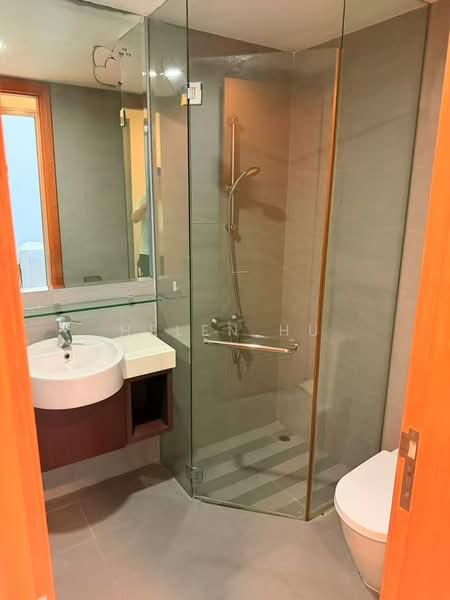 Hillcrest Villa, 1U Hillcrest Road, Room Rental, 90 sqft, Cluster House For Rent, by Helen HU, 500238117 - Bathroom - PropertyGuru.com.sg
