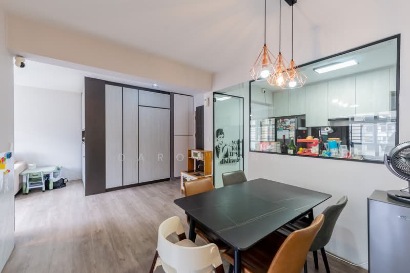 874B Tampines Street 85, 874B Tampines Street 85, 3 Bedrooms, 1,001 sqft, HDB Flat For Sale, by Daron Ang, 500238118 - Dining Room - PropertyGuru.com.sg