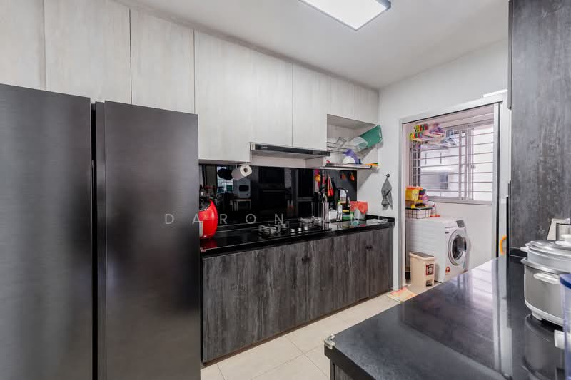 874B Tampines Street 85, 874B Tampines Street 85, 3 Bedrooms, 1,001 sqft, HDB Flat For Sale, by Daron Ang, 500238118 - Kitchen - PropertyGuru.com.sg