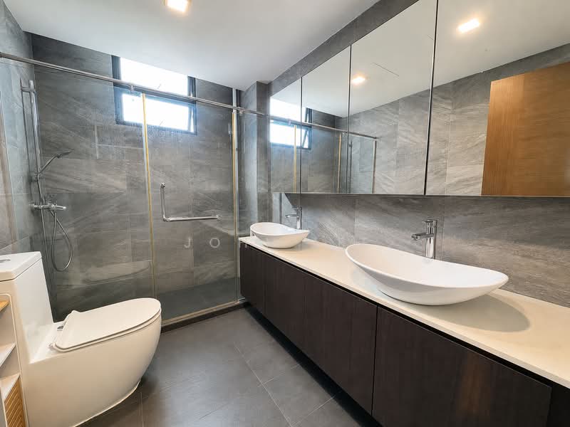 The Park Vale, 2 Park Vale, 3 Bedrooms, 1,485 sqft, Condominium For Sale, by John Lee, 500238119 - Bathroom - PropertyGuru.com.sg