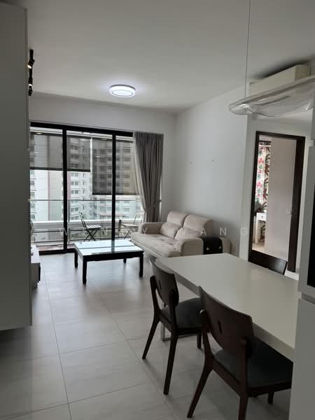D'Nest, 131 Pasir Ris Grove, 3 Bedrooms, 936 sqft, Condominium For Sale, by Wendy Wang, 500238126 - Living Room - PropertyGuru.com.sg