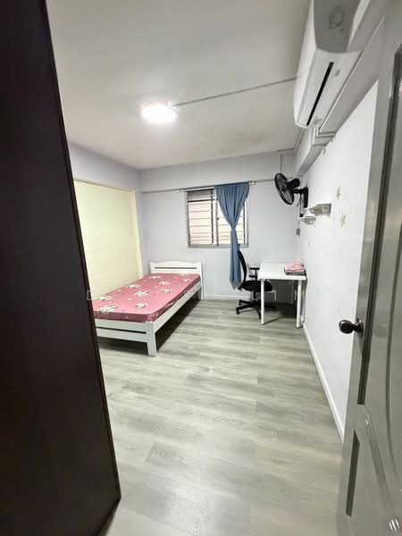 26 Teck Whye Lane, 26 Teck Whye Lane, 2 Bedrooms, 860 sqft, HDB Flat For Rent, by Dexter Lim, 500238137 - Bedroom - PropertyGuru.com.sg