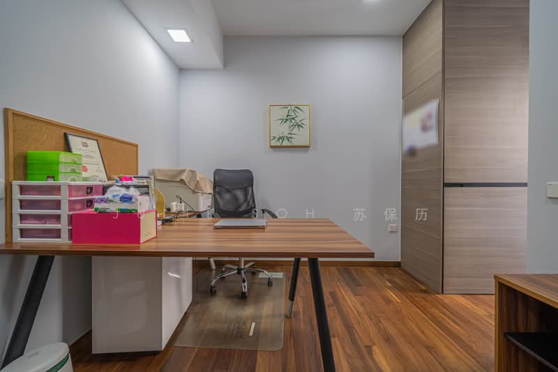 Serangoon Garden Estate, Cooling Close, 7 Bedrooms, 3,660 sqft, Corner Terrace For Sale, by Julie Soh 苏保历, 500238141 - Study - PropertyGuru.com.sg
