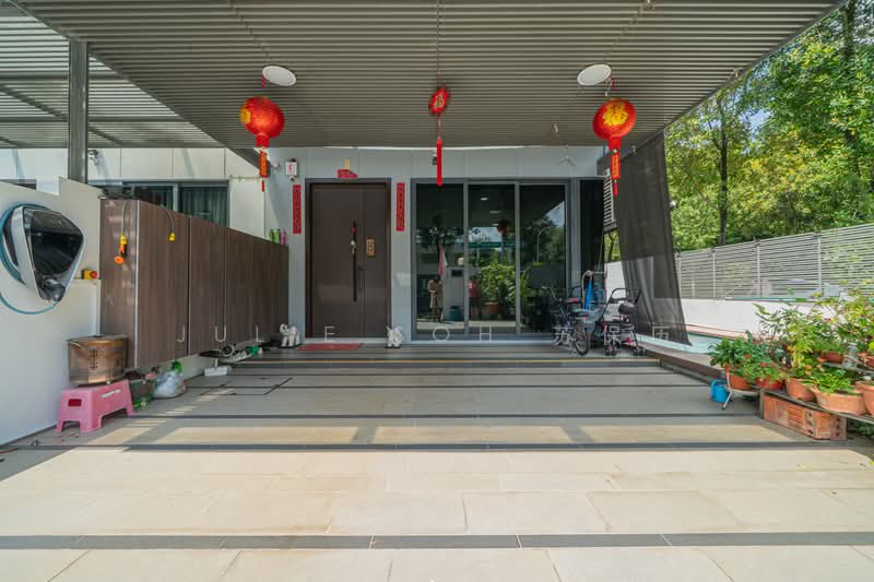 Serangoon Garden Estate, Cooling Close, 7 Bedrooms, 3,660 sqft, Corner Terrace For Sale, by Julie Soh 苏保历, 500238141 - Exterior - PropertyGuru.com.sg