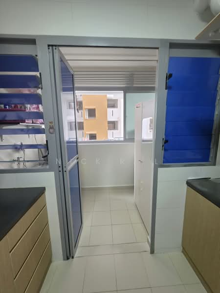 684C Edgedale Plains, 684C Edgedale Plains, Hougang / Punggol / Sengkang, 2 Bedrooms, 732 sqft, HDB Flat For Sale, by Nick R. L, 500238143 - Kitchen - PropertyGuru.com.sg