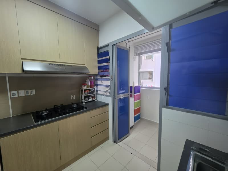 684C Edgedale Plains, 684C Edgedale Plains, Hougang / Punggol / Sengkang, 2 Bedrooms, 732 sqft, HDB Flat For Sale, by Nick R. L, 500238143 - Kitchen - PropertyGuru.com.sg
