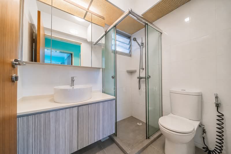 110A Depot Road, 110A Depot Road, 3 Bedrooms, 990 sqft, HDB Flat For Sale, by Lawrence Chia, 500238145 - Bathroom - PropertyGuru.com.sg