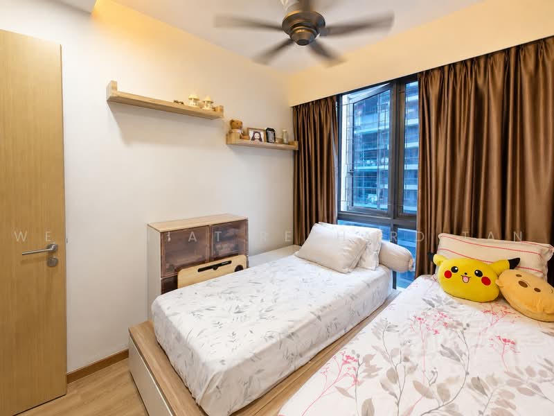 SkyPark Residences, Sembawang Drive, 4 Bedrooms, 1,238 sqft, Condominium For Sale, by Wee Chiat Rechard Tan, 500238152 - Bedroom - PropertyGuru.com.sg