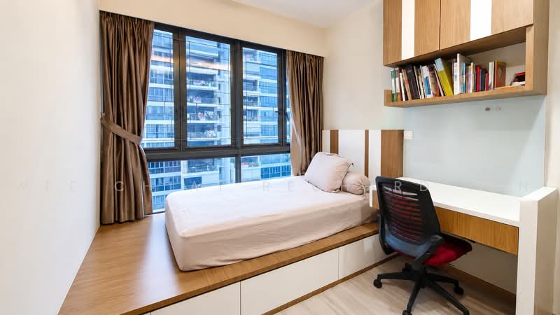 SkyPark Residences, Sembawang Drive, 4 Bedrooms, 1,238 sqft, Condominium For Sale, by Wee Chiat Rechard Tan, 500238152 - Bedroom - PropertyGuru.com.sg