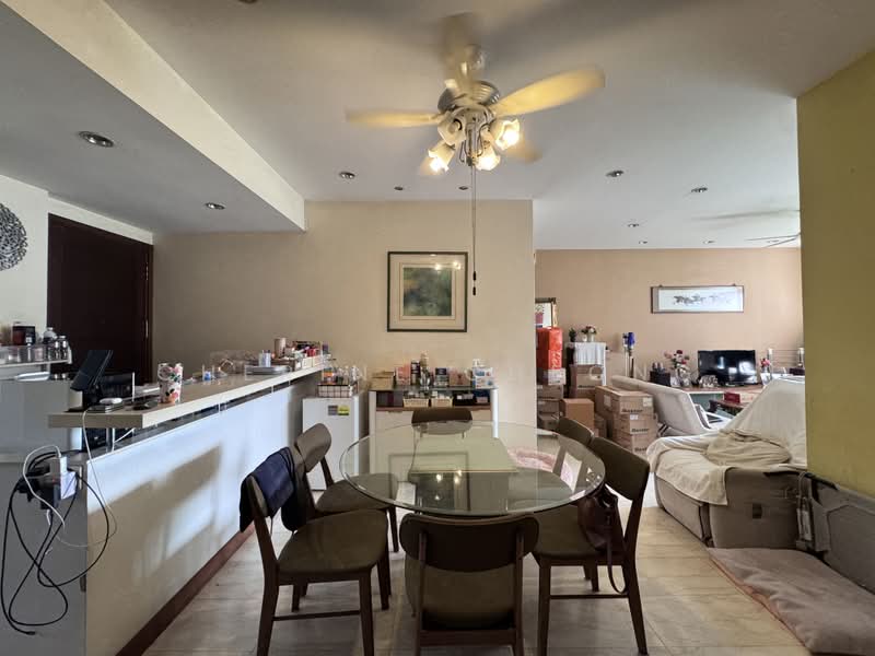 Hillington Green, 51 Hillview Avenue, 4 Bedrooms, 1,755 sqft, Condominium For Sale, by Cherine Cheong, 500238169 - Living Room - PropertyGuru.com.sg