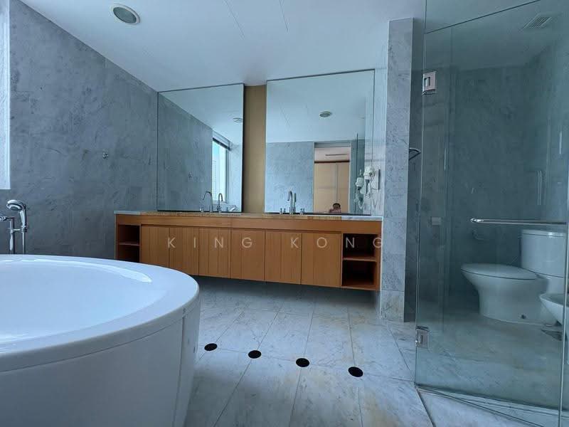 Draycott Eight, 4 Draycott Park, Tanglin / Holland / Bukit Timah, 4 Bedrooms, 2,896 sqft, Condominium For Sale, by King Kong, 500238176 - Master Bathroom - PropertyGuru.com.sg