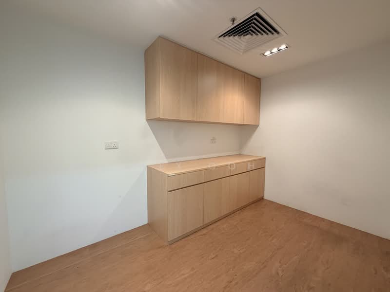 Automobile Megamart, 61 Ubi Avenue 2, 4,359 sqft, Light Industrial (B1) For Rent, by Alex Goh, 500238181 - Interior - CommercialGuru.com.sg
