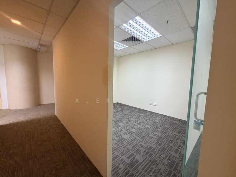 Automobile Megamart, 61 Ubi Avenue 2, 4,359 sqft, Light Industrial (B1) For Rent, by Alex Goh, 500238181 - Interior - CommercialGuru.com.sg