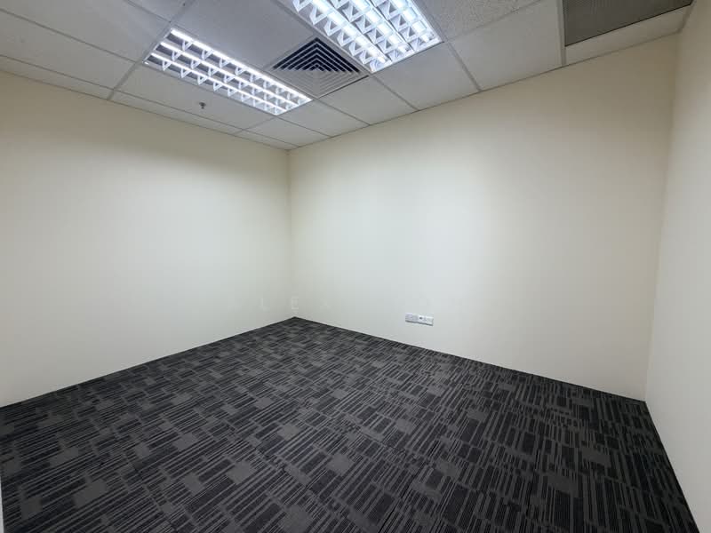 Automobile Megamart, 61 Ubi Avenue 2, 4,359 sqft, Light Industrial (B1) For Sale, by Alex Goh, 500238206 - Interior - CommercialGuru.com.sg