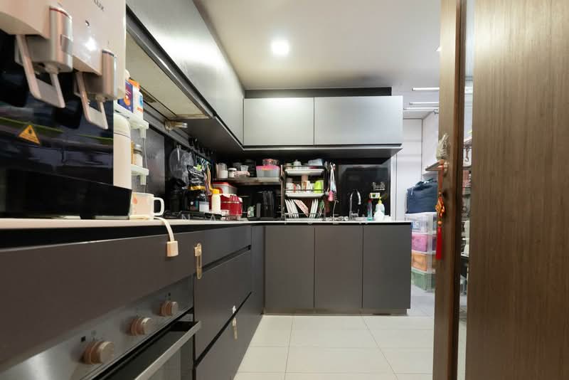 Ecopolitan, 130 Punggol Walk, 4 Bedrooms, 1,141 sqft, Condominium For Sale, by Nat Tjew, 500238216 - Kitchen - PropertyGuru.com.sg