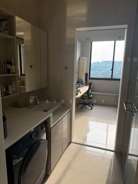 The Hillier, 6 Hillview Rise, 1 Bedroom, 592 sqft, Condominium For Rent, by Elaine Tay, 500238243 - Bathroom - PropertyGuru.com.sg