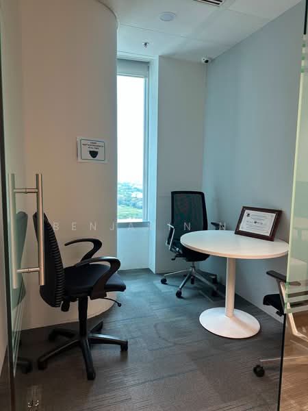 SGX Centre II, 4 SHENTON WAY, 1,709 sqft, Office For Rent, by Benjamin Ng, 500238259 - Interior - CommercialGuru.com.sg