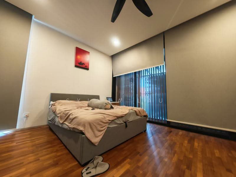 Don't Miss! Well Renovated Like New! Move-in Ready! D15 Beautiful Semi Detached With Lift & Pool, Opera Estate, Aida St, Fidelio St, Tosca St, Carmen St, 5 Bedrooms, 7,545 sqft, Semi-Detached House For Sale, by Sylvia Lau, 500238266 - Bedroom - PropertyGuru.com.sg