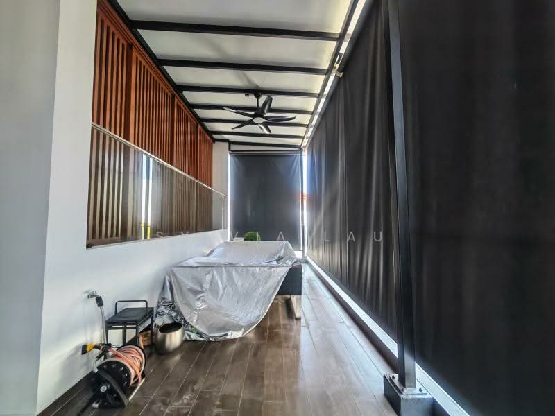Don't Miss! Well Renovated Like New! Move-in Ready! D15 Beautiful Semi Detached With Lift & Pool, Opera Estate, Aida St, Fidelio St, Tosca St, Carmen St, 5 Bedrooms, 7,545 sqft, Semi-Detached House For Sale, by Sylvia Lau, 500238266 - Balcony - PropertyGuru.com.sg