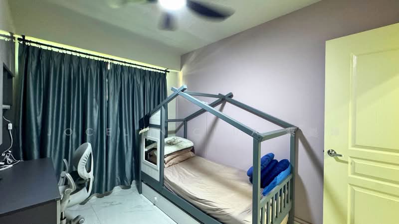 453A Bukit Batok West Avenue 6, 453A Bukit Batok West Avenue 6, 3 Bedrooms, 1,238 sqft, HDB Flat For Sale, by Jocelyn Chua 蔡颸嬣, 500238268 - Bedroom - PropertyGuru.com.sg