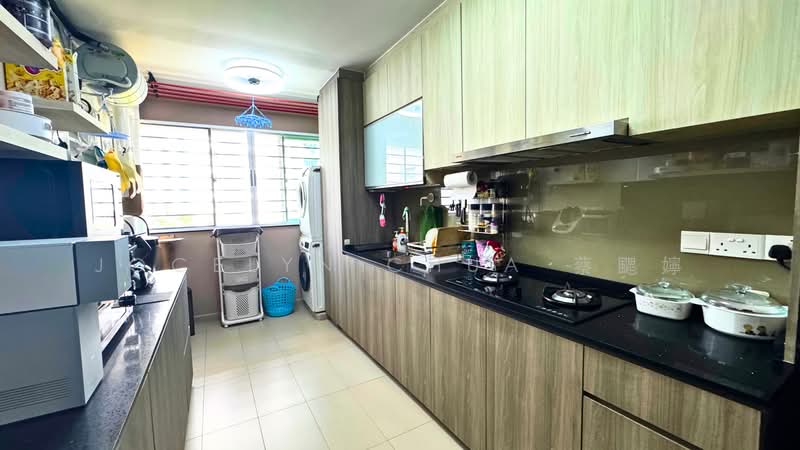 453A Bukit Batok West Avenue 6, 453A Bukit Batok West Avenue 6, 3 Bedrooms, 1,238 sqft, HDB Flat For Sale, by Jocelyn Chua 蔡颸嬣, 500238268 - Kitchen - PropertyGuru.com.sg