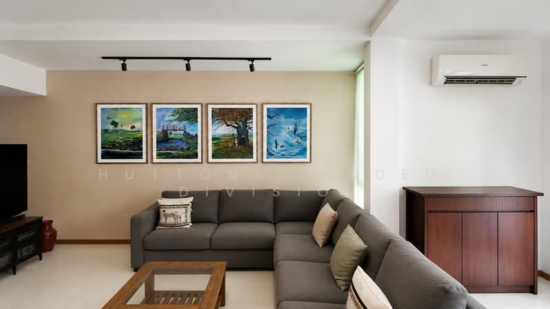 Bigger Land! 13m Frontage! Rare Regular Land Plot!, Clementi/Sunset/BT Timah, 4 Bedrooms, 3,200 sqft, Corner Terrace For Sale, by WIL NG B Y, 500238279 - Living Room - PropertyGuru.com.sg
