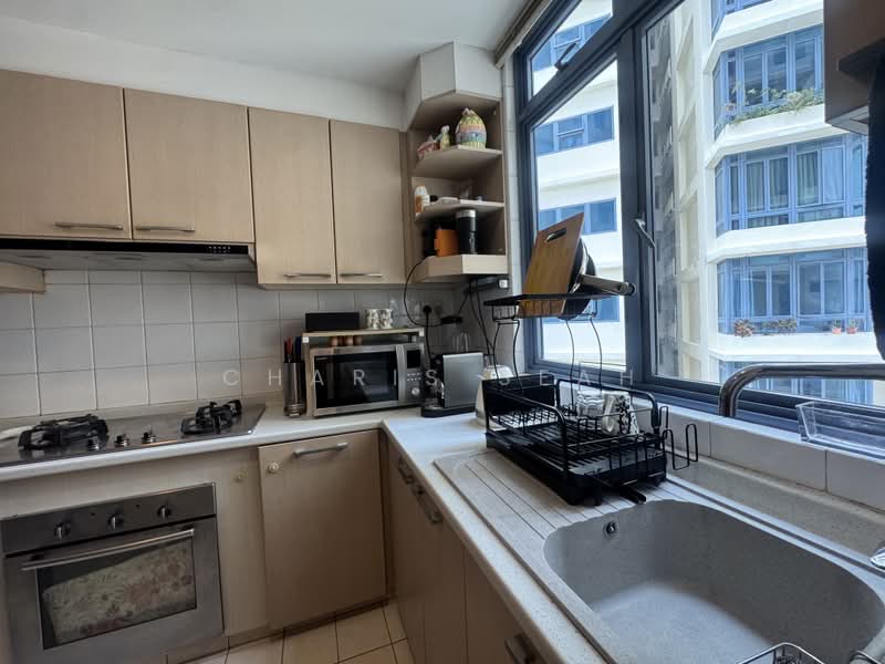 Sanctuary Green, 183 Tanjong Rhu Road, East Coast / Marine Parade, 3 Bedrooms, 1,399 sqft, Condominium For Sale, by Charis Seah, 500238283 - Kitchen - PropertyGuru.com.sg