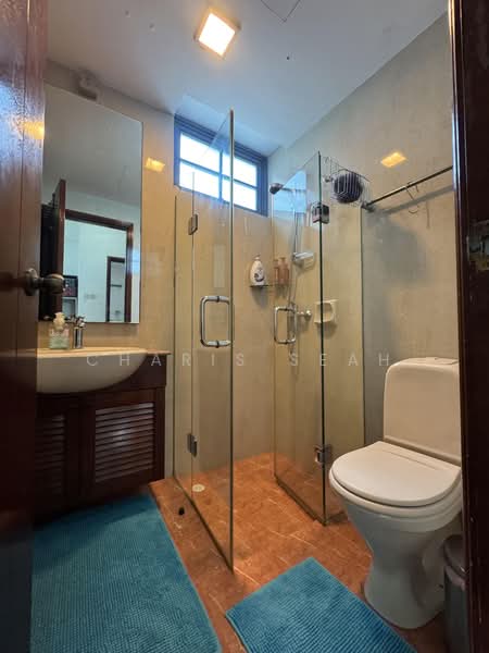 Sanctuary Green, 183 Tanjong Rhu Road, East Coast / Marine Parade, 3 Bedrooms, 1,399 sqft, Condominium For Sale, by Charis Seah, 500238283 - Bathroom 2 ensuite - PropertyGuru.com.sg