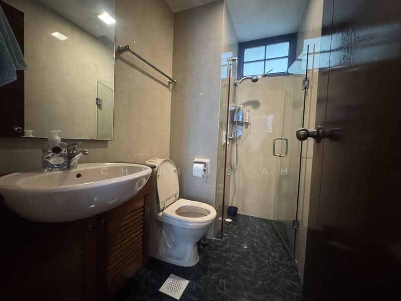 Sanctuary Green, 183 Tanjong Rhu Road, East Coast / Marine Parade, 3 Bedrooms, 1,399 sqft, Condominium For Sale, by Charis Seah, 500238283 - Common bathroom - PropertyGuru.com.sg