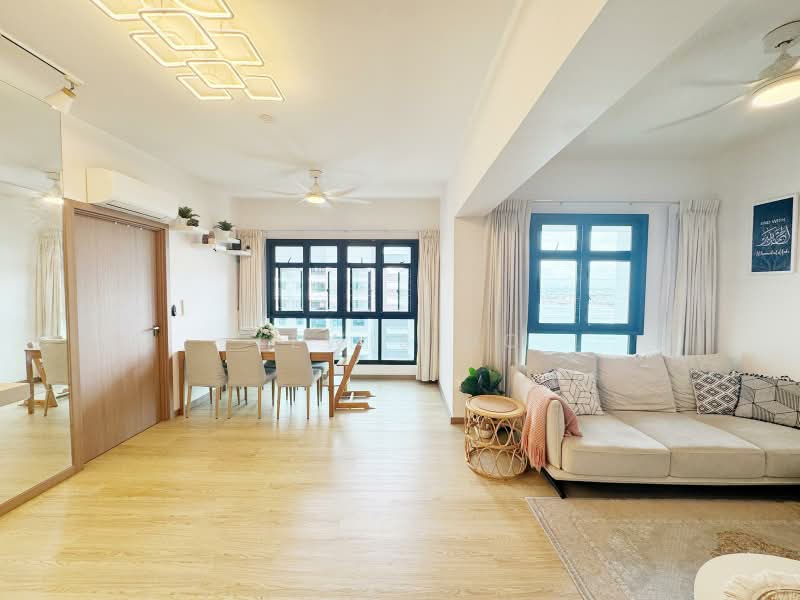 419D Northshore Drive, 419D Northshore Drive, 3 Bedrooms, 1,011 sqft, HDB Flat For Sale, by Lewis Ho, 500238285 - Living Room - PropertyGuru.com.sg