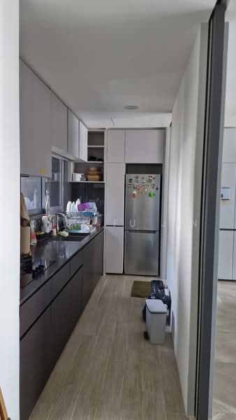 Amber Park, 18 Amber Gardens, 6 Bedrooms, 4,392 sqft, Condominium For Sale, by Quek Fu Jin, 500238294 - Kitchen - PropertyGuru.com.sg