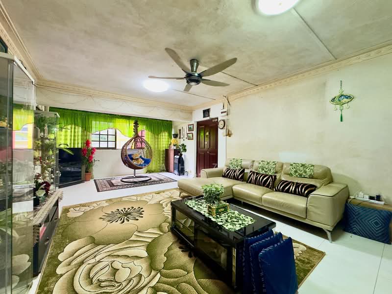 306 Ang Mo Kio Avenue 1, 306 Ang Mo Kio Avenue 1, 4 Bedrooms, 1,324 sqft, HDB Flat For Sale, by Farah Zack, 500238307 - PropertyGuru.com.sg