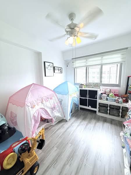 428A Yishun Avenue 11, 428A Yishun Avenue 11, 3 Bedrooms, 990 sqft, HDB Flat For Sale, by SQ Raudha, 500238310 - Interior - PropertyGuru.com.sg