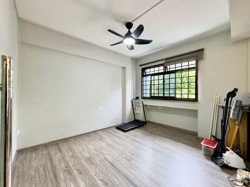 730 Tampines Street 71, 730 Tampines Street 71, 4 Bedrooms, 1,335 sqft, HDB Flat For Sale, by Farah Zack, 500238328 - PropertyGuru.com.sg