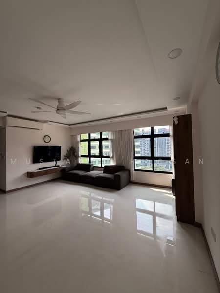 647A Tampines Street 62, 647A Tampines Street 62, Room Rental, 1,000 sqft, HDB Flat For Rent, by Mustaffa Hassan, 500238331 - Living Room - PropertyGuru.com.sg