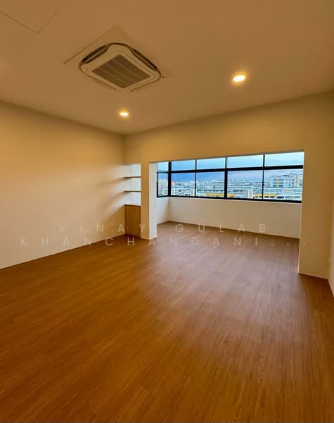 Windy Heights, 80 Jalan Daud, Eunos / Geylang / Paya Lebar, 5 Bedrooms, 4,975 sqft, Condominium For Rent, by Vinay Gulab Khanchandani ( Vincent ), 500238335 - PropertyGuru.com.sg
