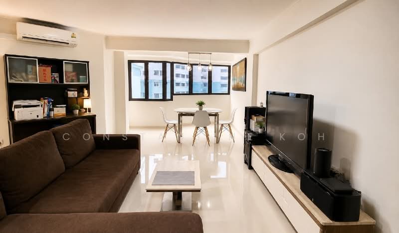 689 Jurong West Central 1, 689 Jurong West Central 1, 4 Bedrooms, 1,496 sqft, HDB Flat For Sale, by Constantine Koh, 500238338 - Living Room - PropertyGuru.com.sg