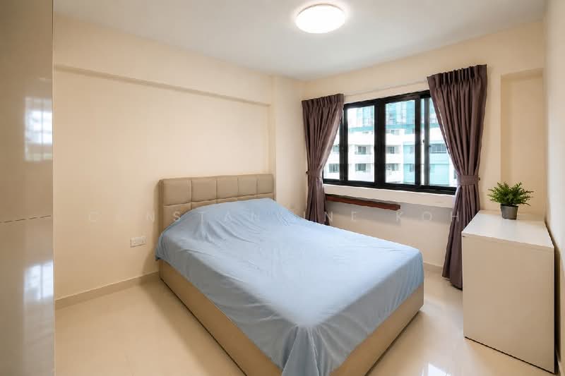 689 Jurong West Central 1, 689 Jurong West Central 1, 4 Bedrooms, 1,496 sqft, HDB Flat For Sale, by Constantine Koh, 500238338 - Bedroom - PropertyGuru.com.sg