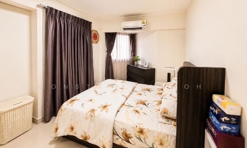 689 Jurong West Central 1, 689 Jurong West Central 1, 4 Bedrooms, 1,496 sqft, HDB Flat For Sale, by Constantine Koh, 500238338 - Bedroom - PropertyGuru.com.sg
