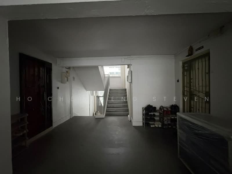 155 Yishun Street 11, 155 Yishun Street 11, 3 Bedrooms, 1,302 sqft, HDB Flat For Sale, by Ho Chee Meng Steven, 500238339 - Entrance - PropertyGuru.com.sg