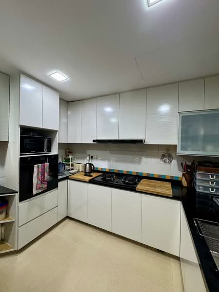 Woodsvale, 7 Woodlands Drive 72, 3 Bedrooms, 1,292 sqft, Condominium For Rent, by Jasper Sng, 500238353 - Kitchen - PropertyGuru.com.sg