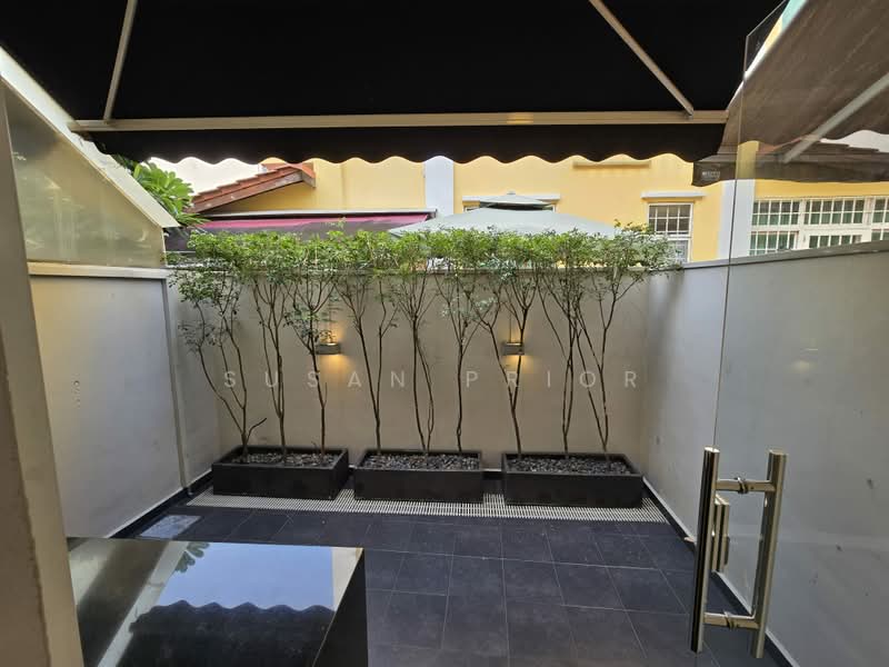 Everitt / Joo Chiat Cute Shophouse 2 Bed, Everitt Road, Joo Chiat Road, 2 Bedrooms, 1,585 sqft, Conservation House For Rent, by Susan Prior, 500238354 - Exterior - PropertyGuru.com.sg