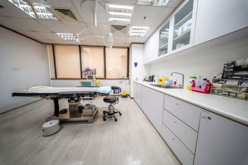 Mount Elizabeth Hospital / Medical Center, 3 Mount Elizabeth, 1,184 sqft, Medical For Sale, by Agnes Eng, 500238357 - Day Surgery - CommercialGuru.com.sg