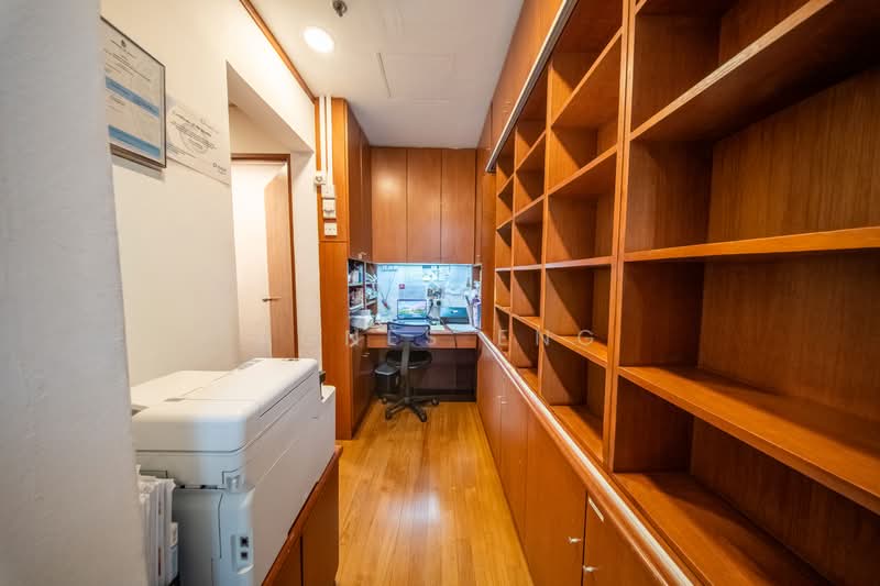 Mount Elizabeth Hospital / Medical Center, 3 Mount Elizabeth, 1,184 sqft, Medical For Sale, by Agnes Eng, 500238357 - CommercialGuru.com.sg