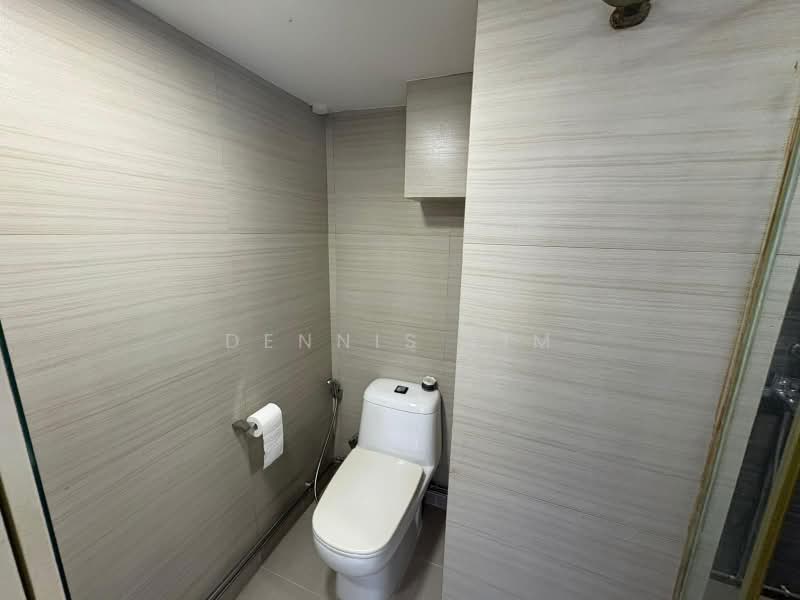 34 Teban Gardens Road, 34 Teban Gardens Road, 3 Bedrooms, 1,410 sqft, HDB Flat For Sale, by Dennis Lim, 500238360 - Bathroom - PropertyGuru.com.sg