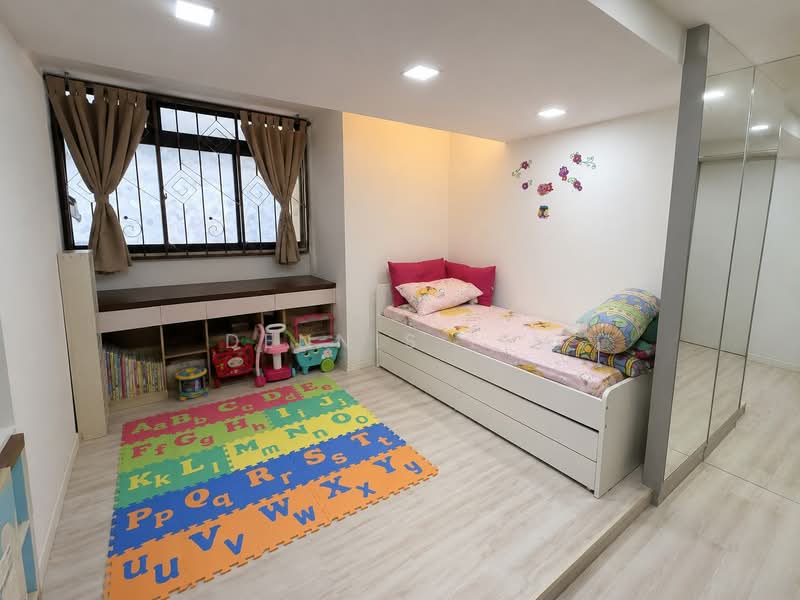 34 Teban Gardens Road, 34 Teban Gardens Road, 3 Bedrooms, 1,410 sqft, HDB Flat For Sale, by Dennis Lim, 500238360 - Bedroom - PropertyGuru.com.sg