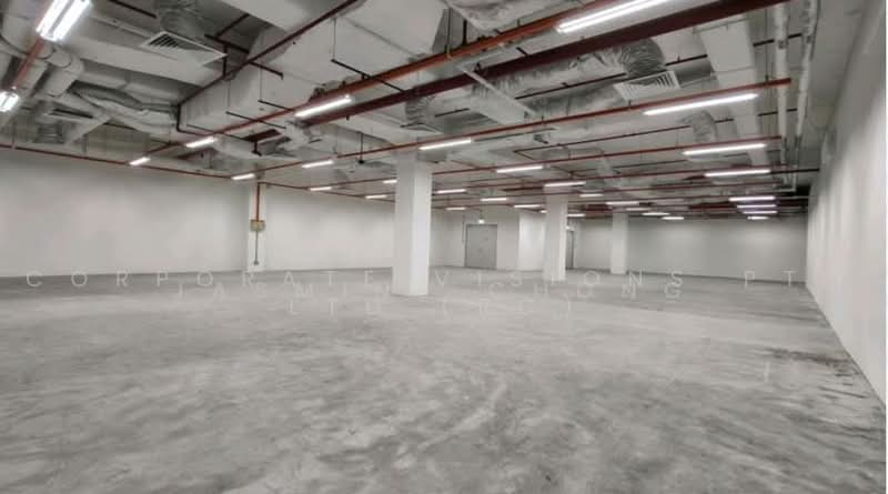 IMM 5200sqft Warehouse for Lease, Other warehouse 410 / 520 / 1055 / 1820 / 2250sqft Call 96858829, Boon Lay / Jurong / Tuas, 5,200 sqft, Warehouse For Rent, by RONN, 500238363 - Interior - CommercialGuru.com.sg